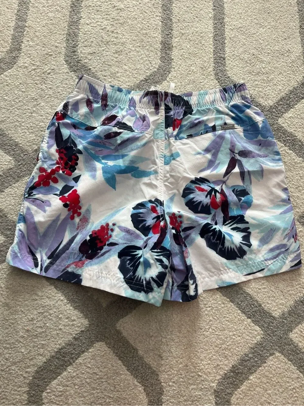 NWOT Columbia Men’s Swim Trunks 5 in Size Small